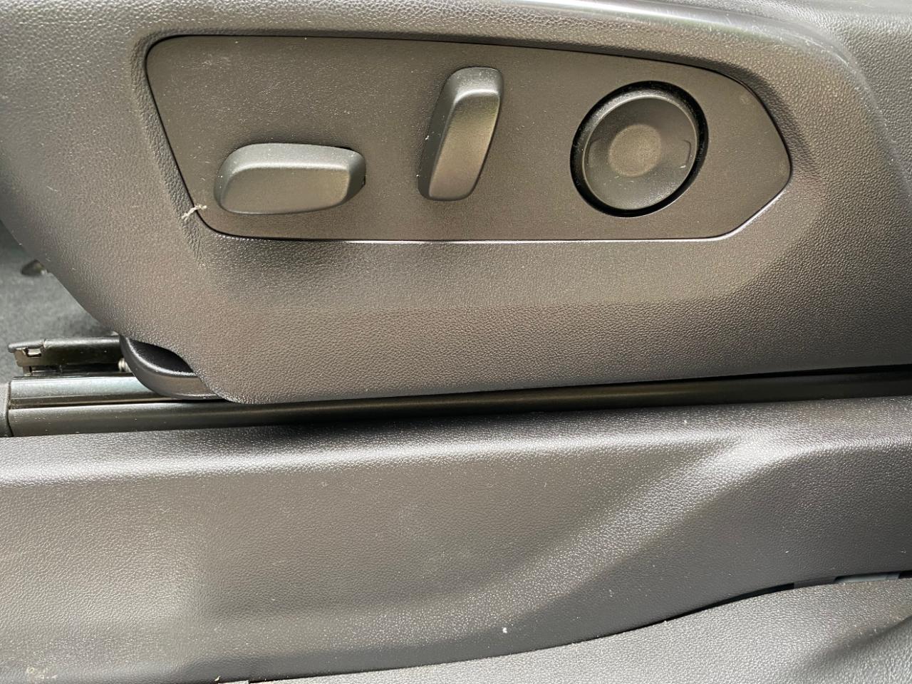 Chevrolet Silverado 1500 LT Crew Cab 4WD 2023