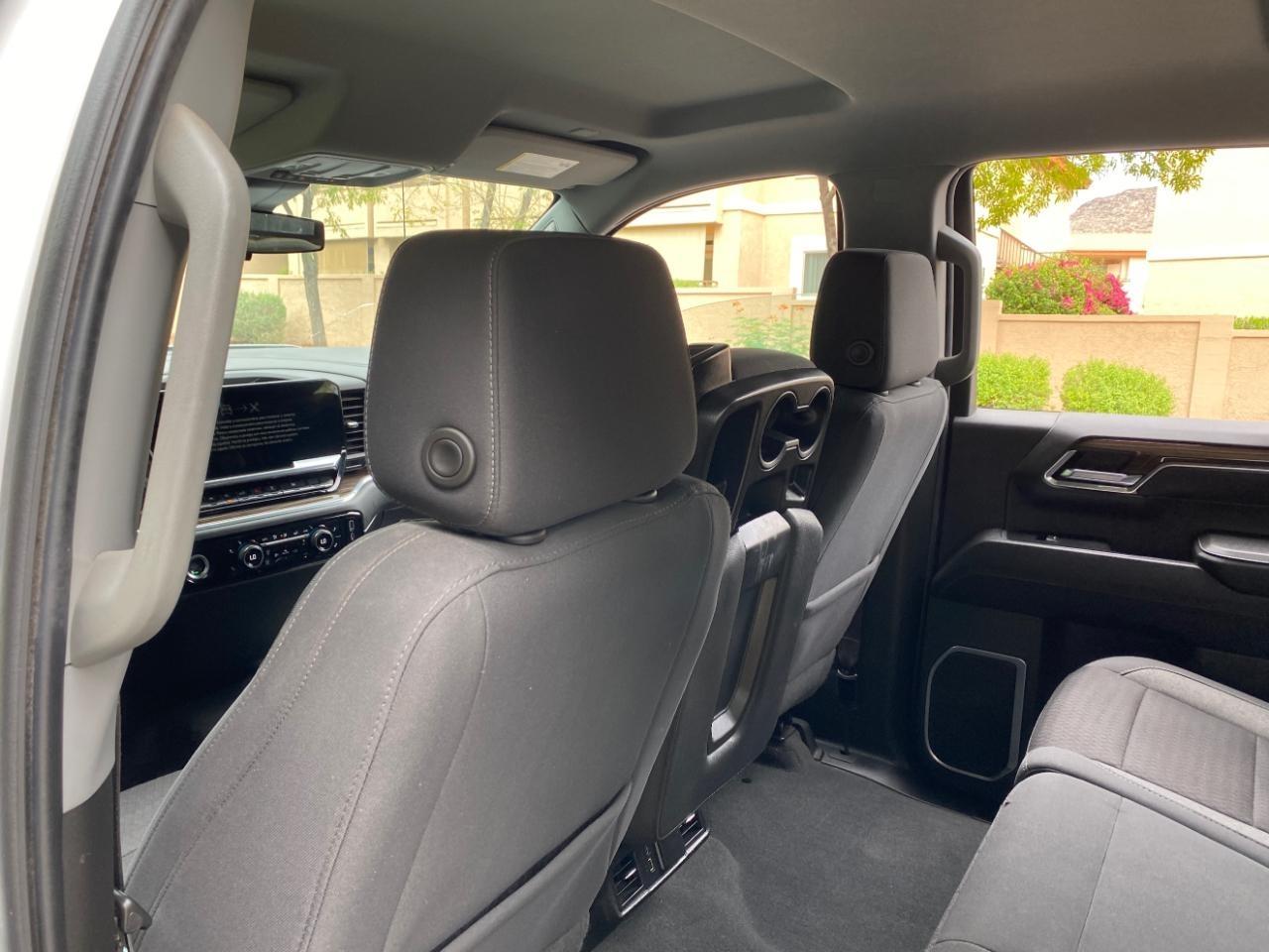 Chevrolet Silverado 1500 LT Crew Cab 4WD 2023