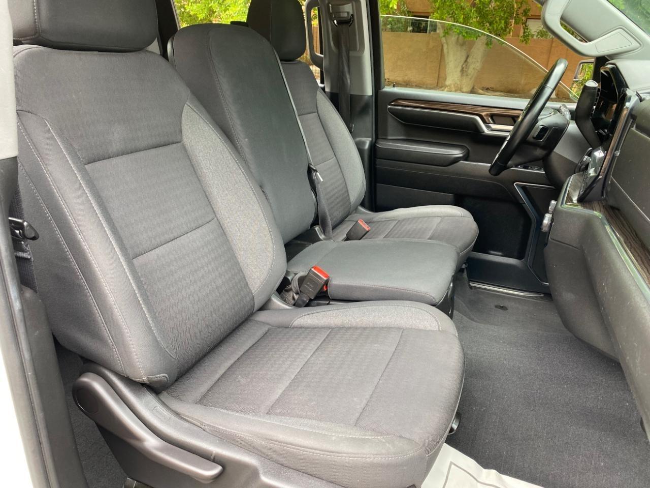 Chevrolet Silverado 1500 LT Crew Cab 4WD 2023