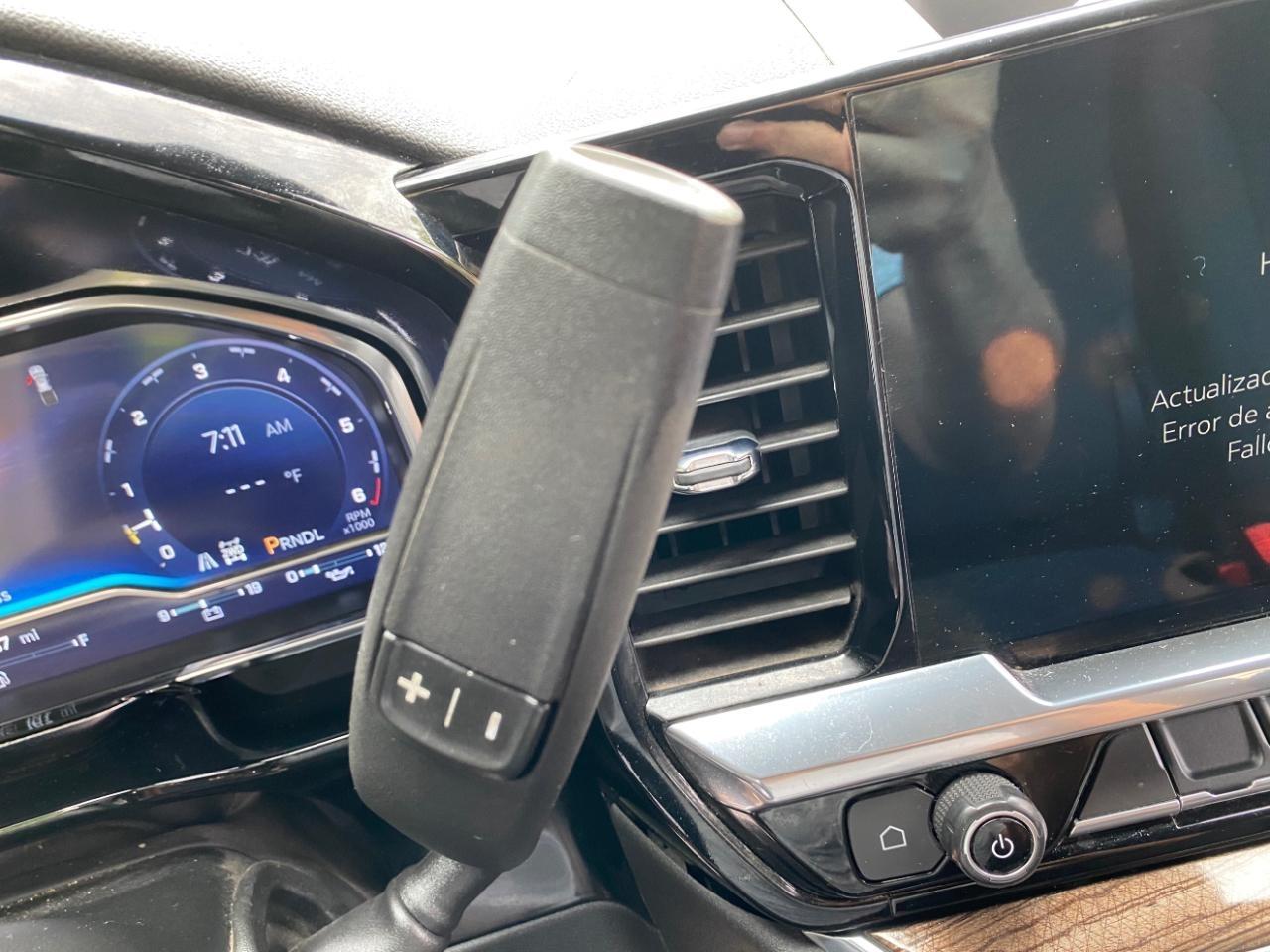 Chevrolet Silverado 1500 LT Crew Cab 4WD 2023