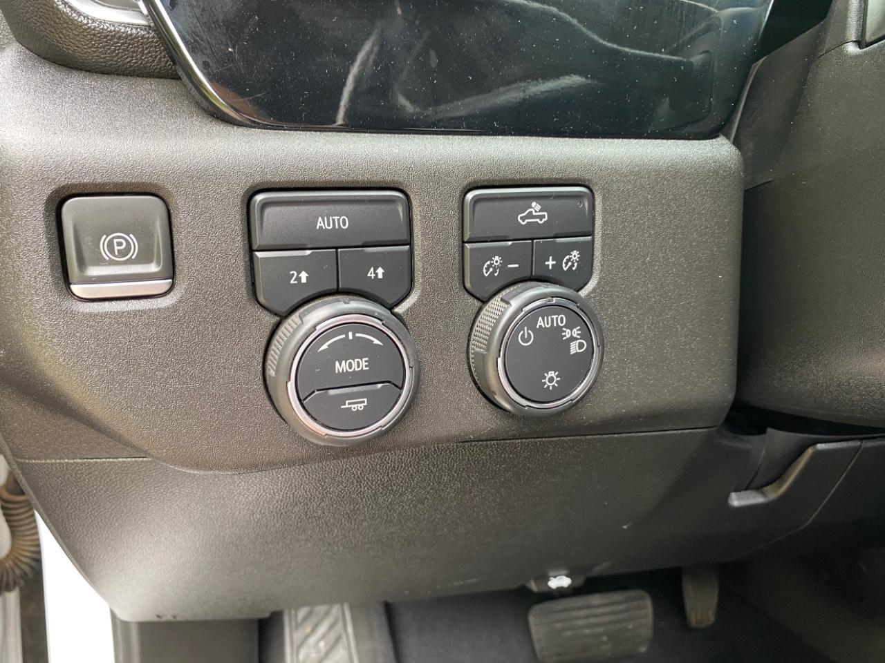 Chevrolet Silverado 1500 LT Crew Cab 4WD 2023