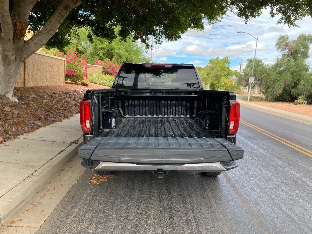 GMC Sierra 1500 SLT Crew Cab 4WD 2025