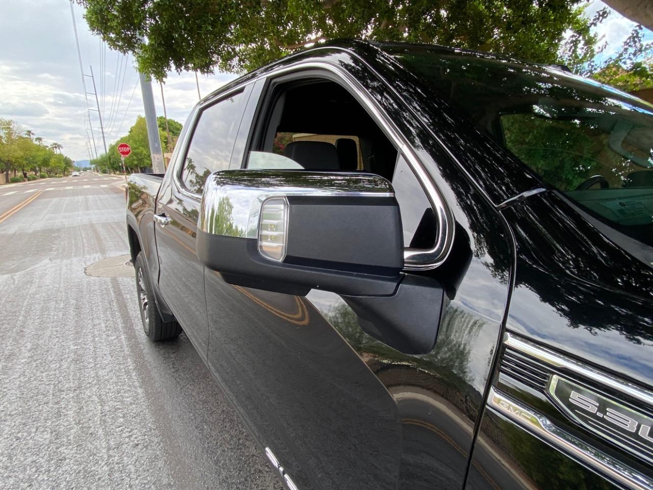 GMC Sierra 1500 SLT Crew Cab 4WD 2025