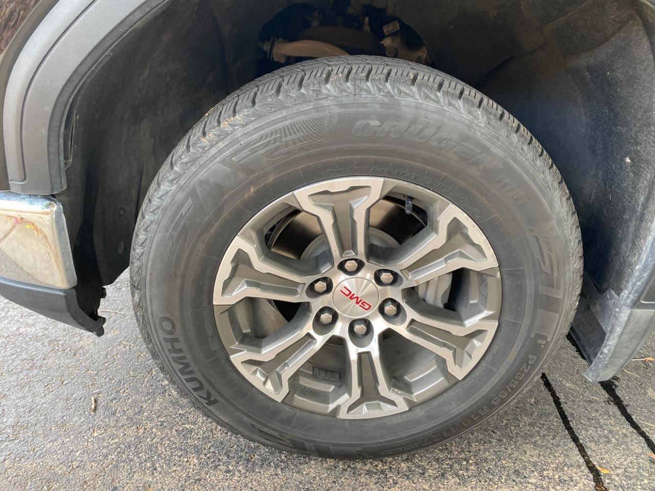 GMC Sierra 1500 SLT Crew Cab 4WD 2025