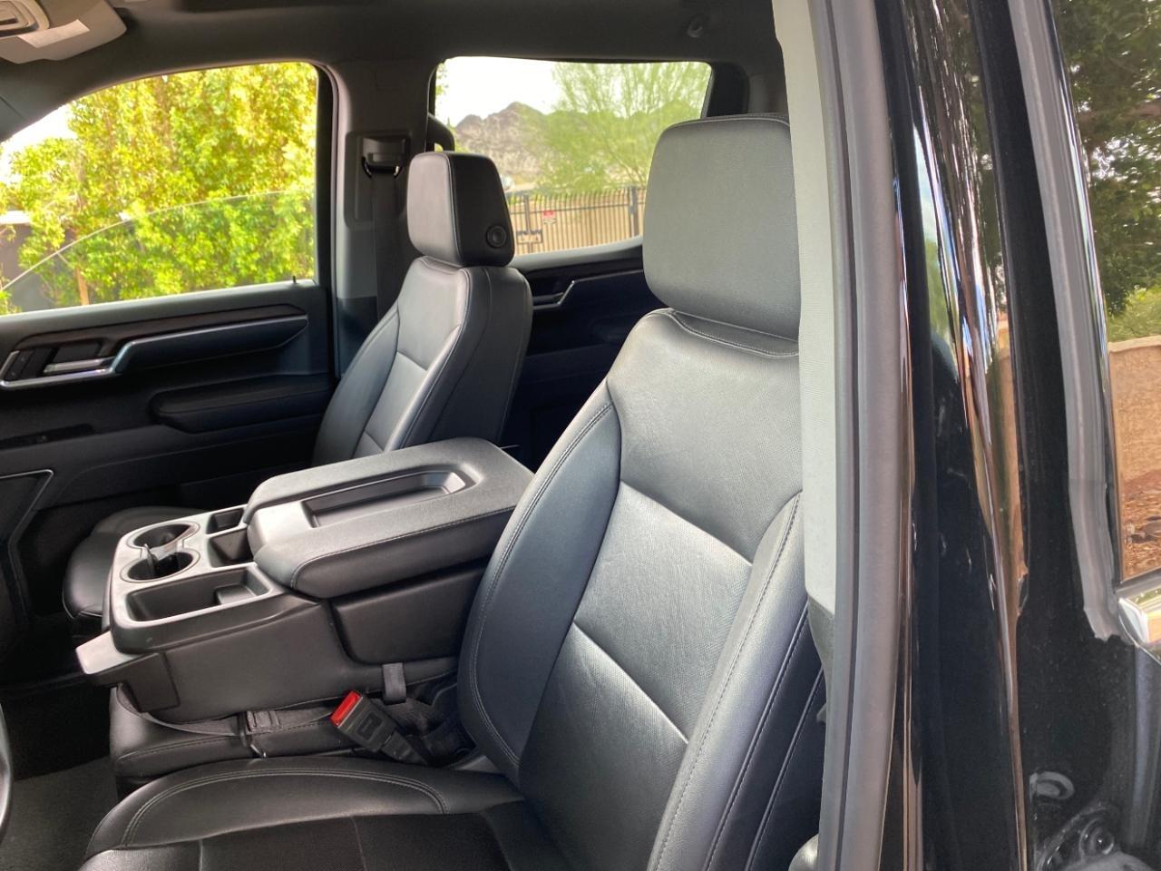 GMC Sierra 1500 SLT Crew Cab 4WD 2025