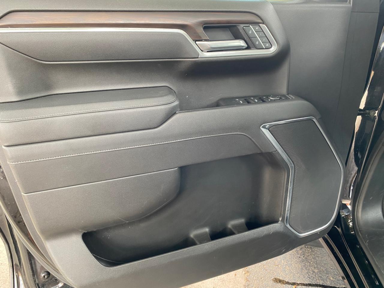 GMC Sierra 1500 SLT Crew Cab 4WD 2025