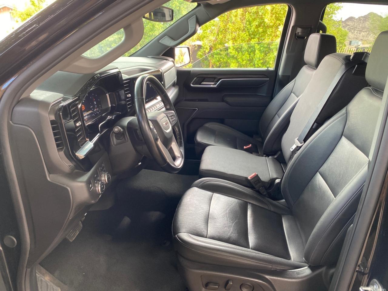 GMC Sierra 1500 SLT Crew Cab 4WD 2025