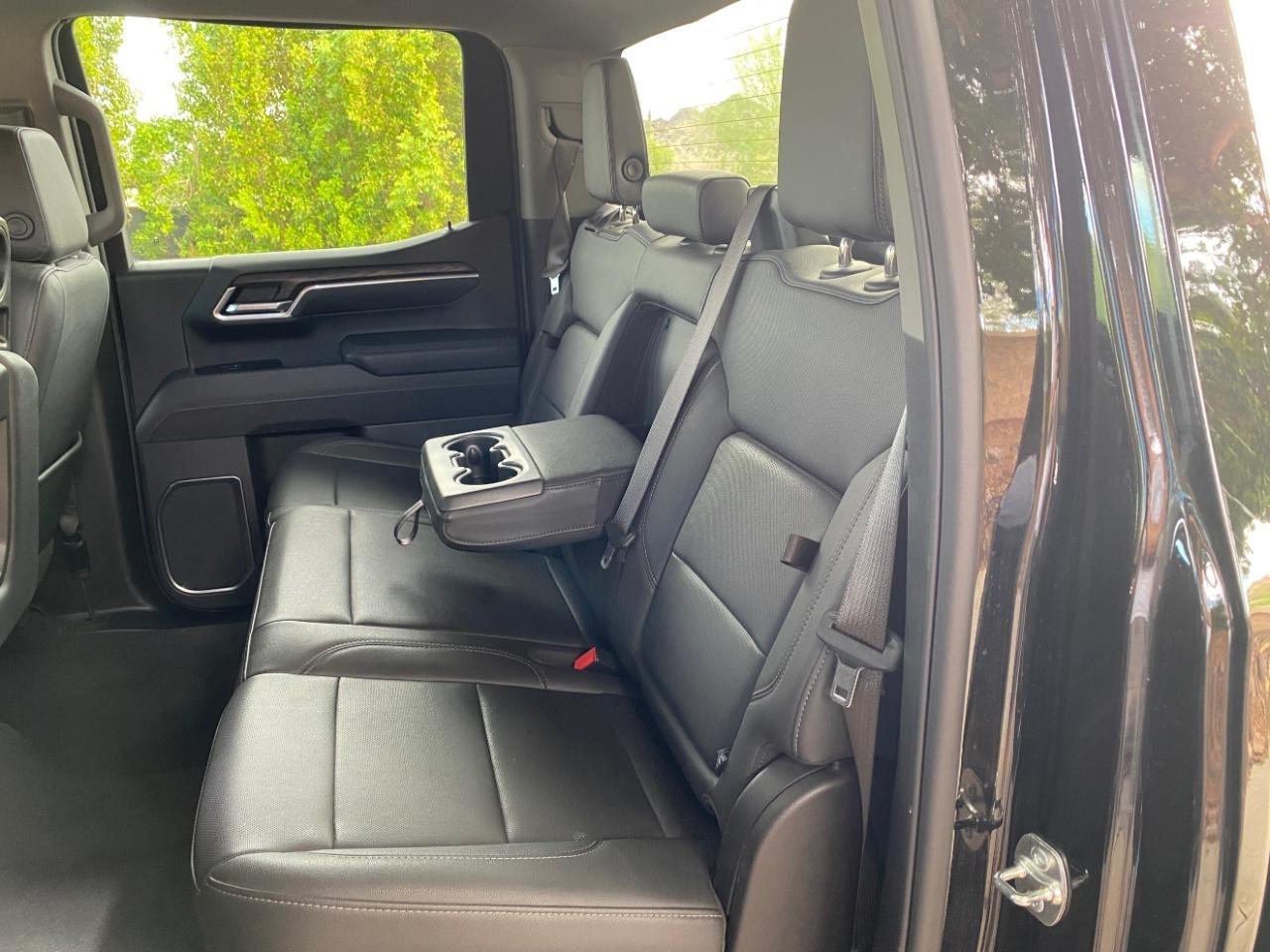 GMC Sierra 1500 SLT Crew Cab 4WD 2025
