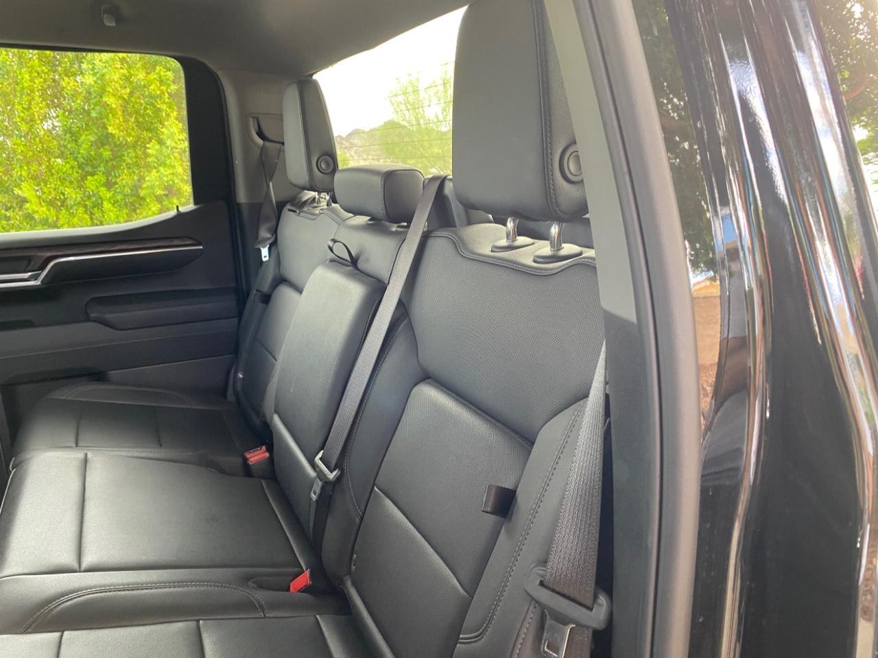 GMC Sierra 1500 SLT Crew Cab 4WD 2025