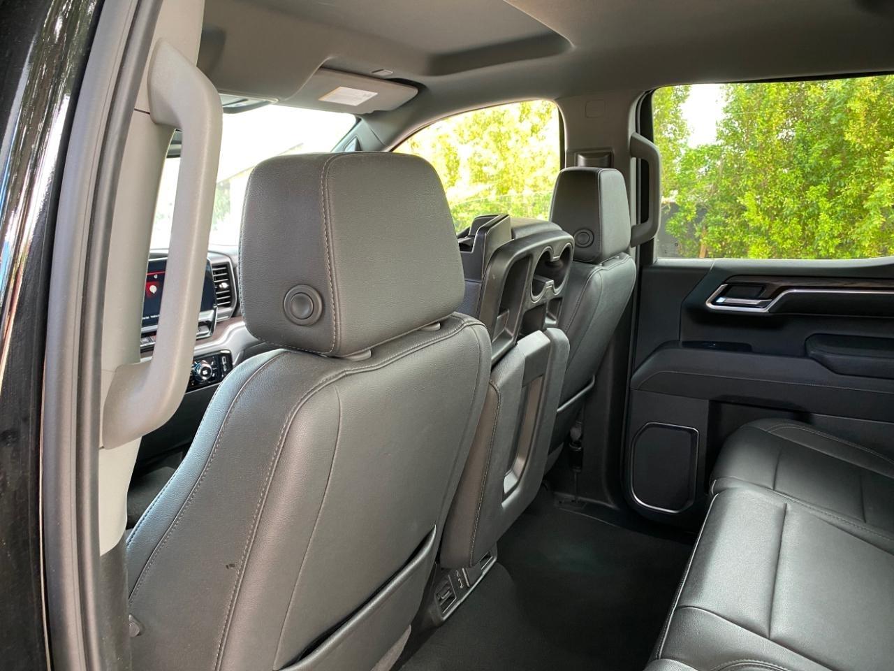 GMC Sierra 1500 SLT Crew Cab 4WD 2025