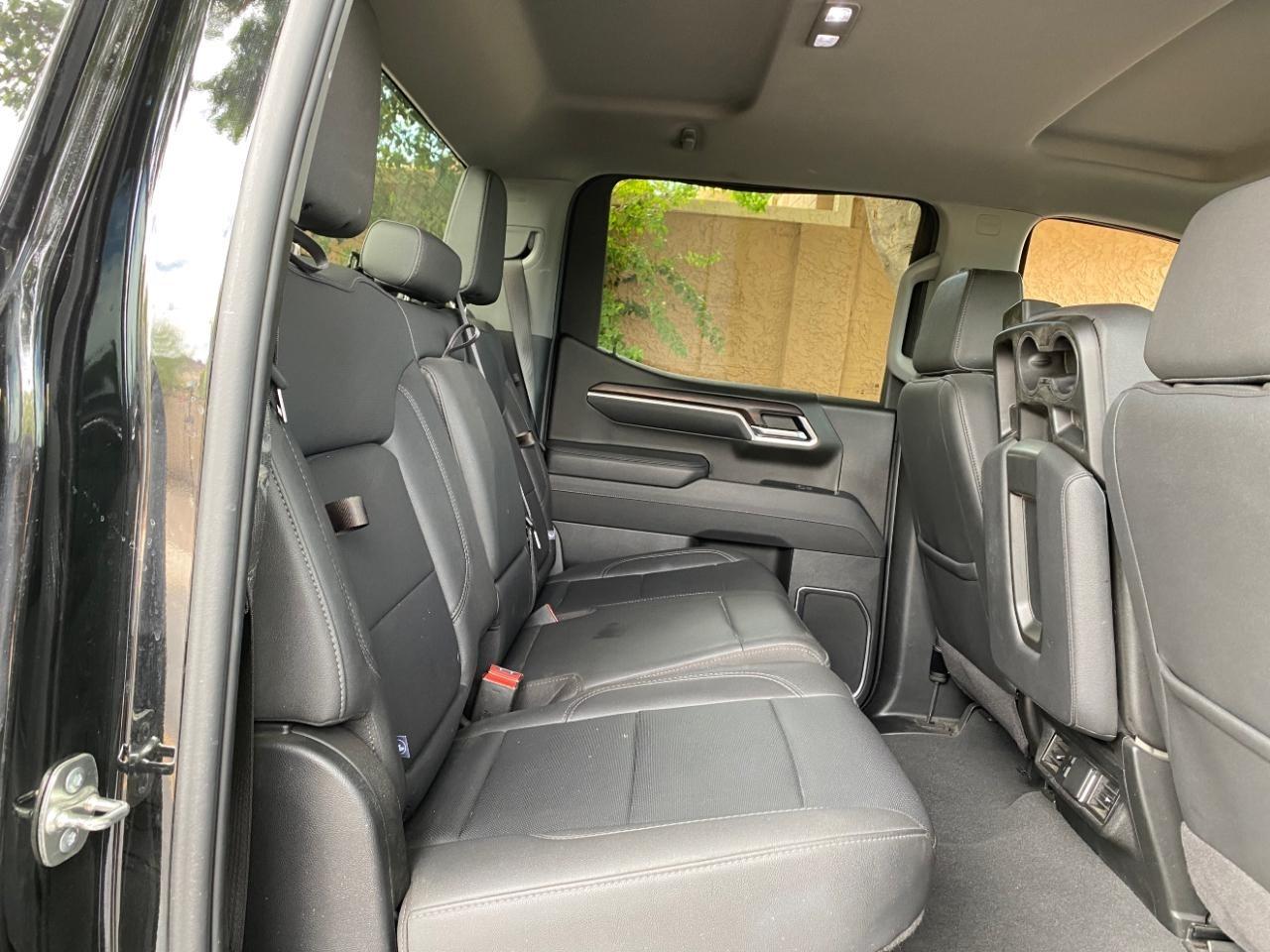 GMC Sierra 1500 SLT Crew Cab 4WD 2025