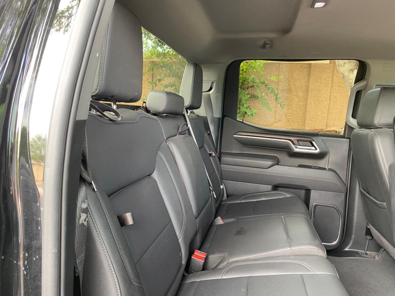 GMC Sierra 1500 SLT Crew Cab 4WD 2025