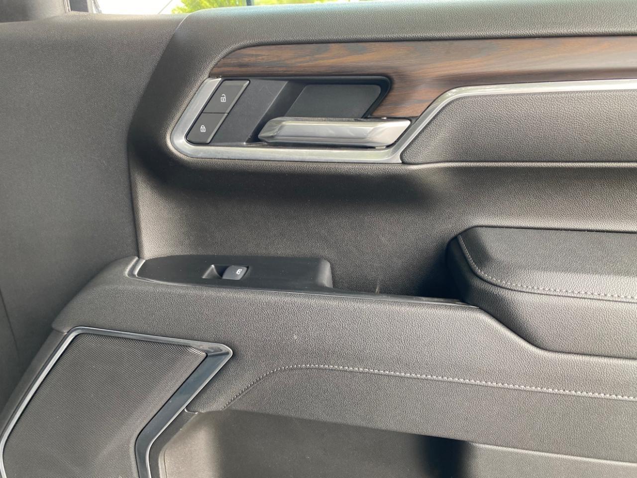 GMC Sierra 1500 SLT Crew Cab 4WD 2025