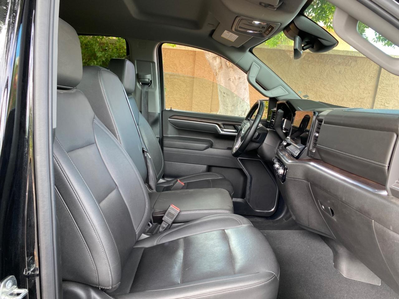 GMC Sierra 1500 SLT Crew Cab 4WD 2025