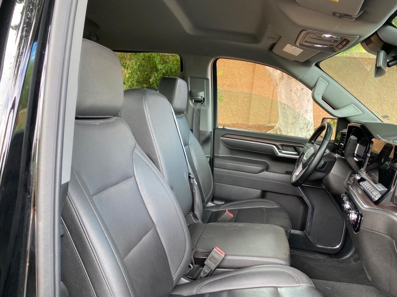 GMC Sierra 1500 SLT Crew Cab 4WD 2025