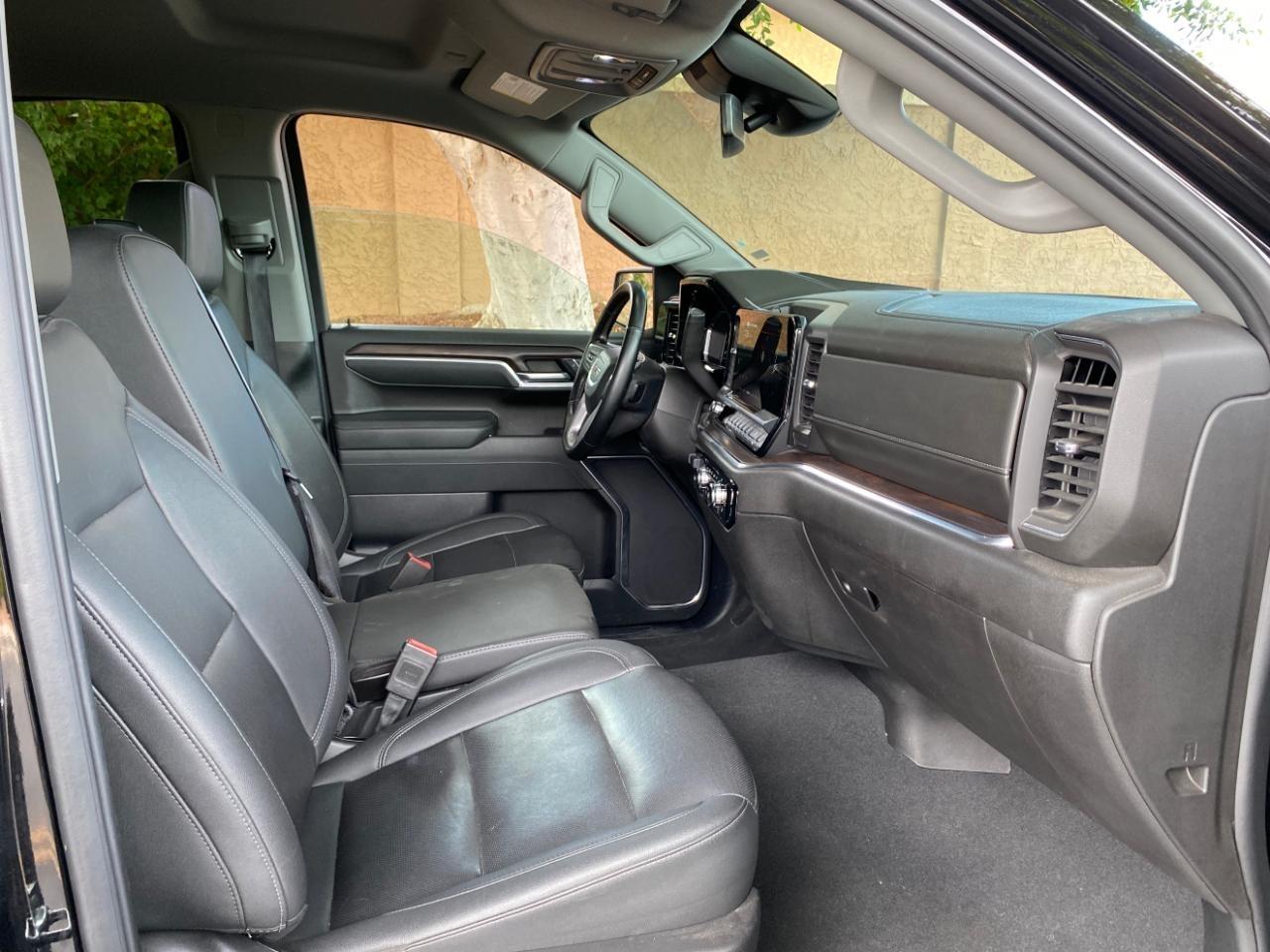GMC Sierra 1500 SLT Crew Cab 4WD 2025