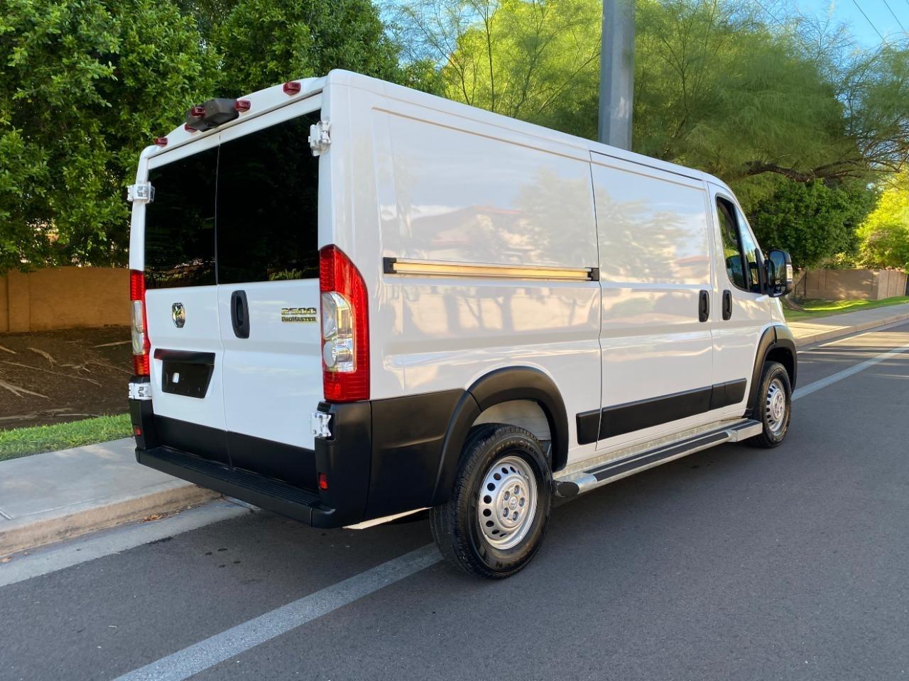 RAM Promaster 2500 Low Roof 2025