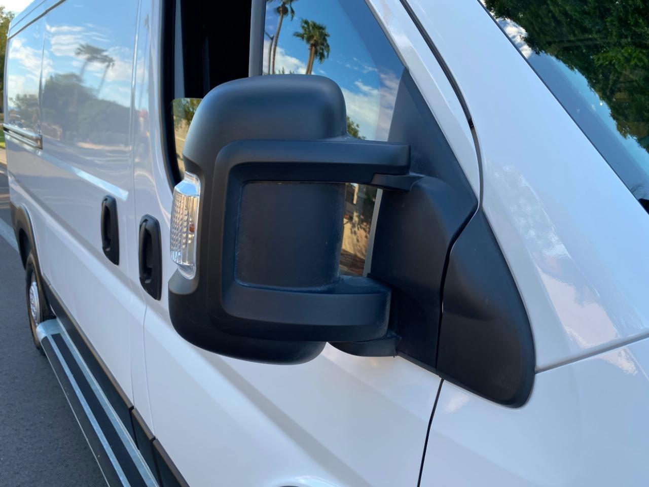 RAM Promaster 2500 Low Roof 2025