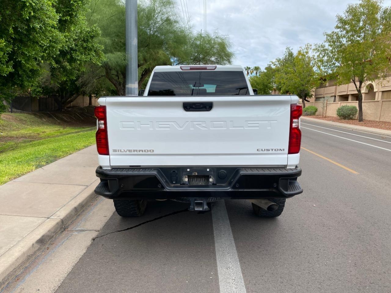 Chevrolet Silverado 2500HD Custom Crew Cab Long Box 4WD 2024