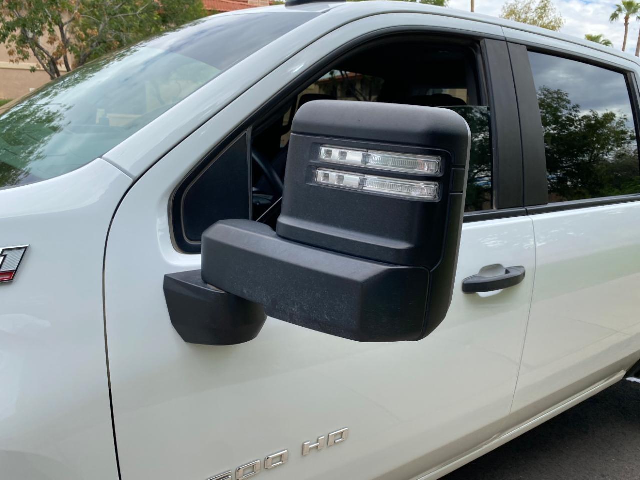 Chevrolet Silverado 2500HD Custom Crew Cab Long Box 4WD 2024