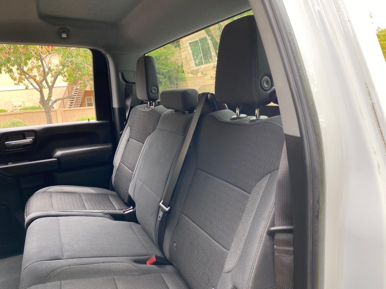 Chevrolet Silverado 2500HD Custom Crew Cab Long Box 4WD 2024