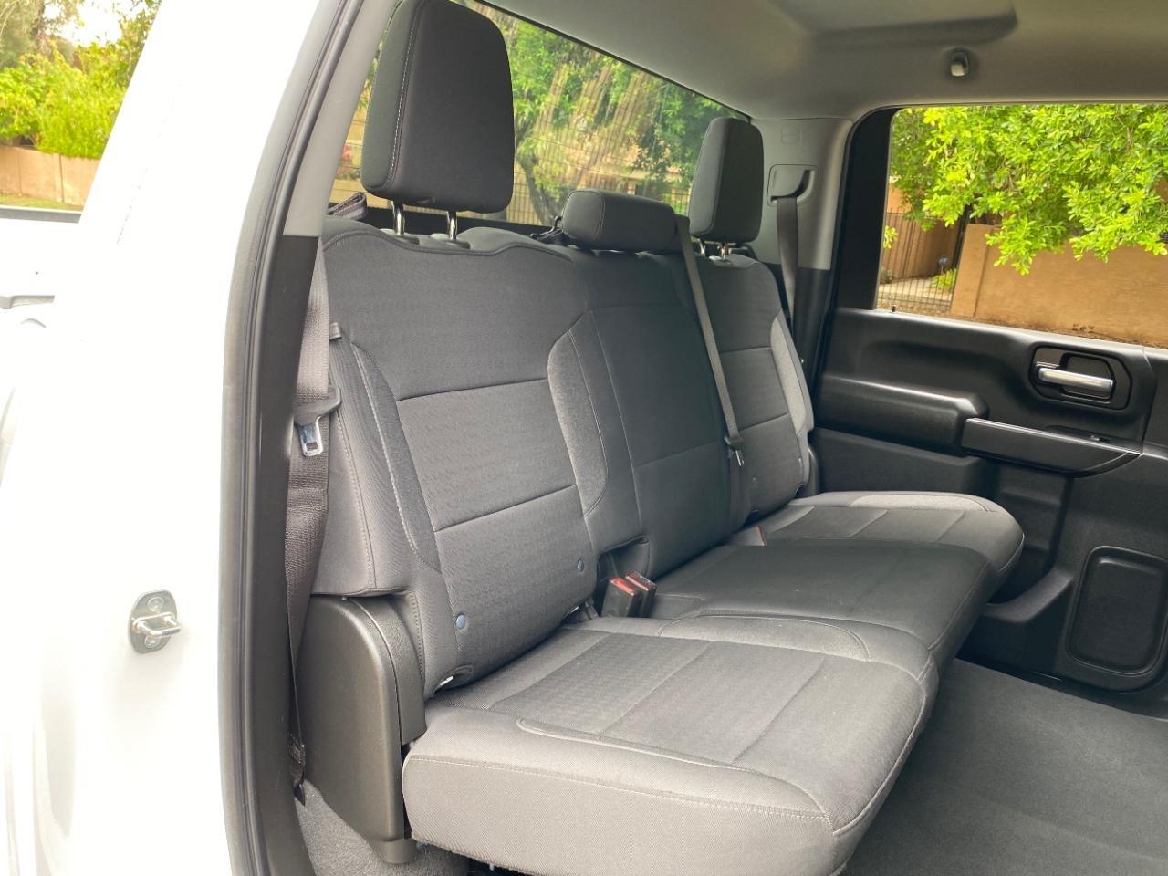Chevrolet Silverado 2500HD Custom Crew Cab Long Box 4WD 2024