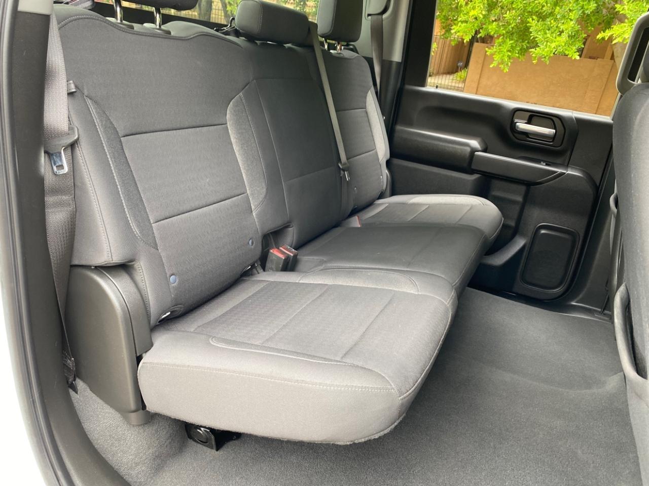 Chevrolet Silverado 2500HD Custom Crew Cab Long Box 4WD 2024