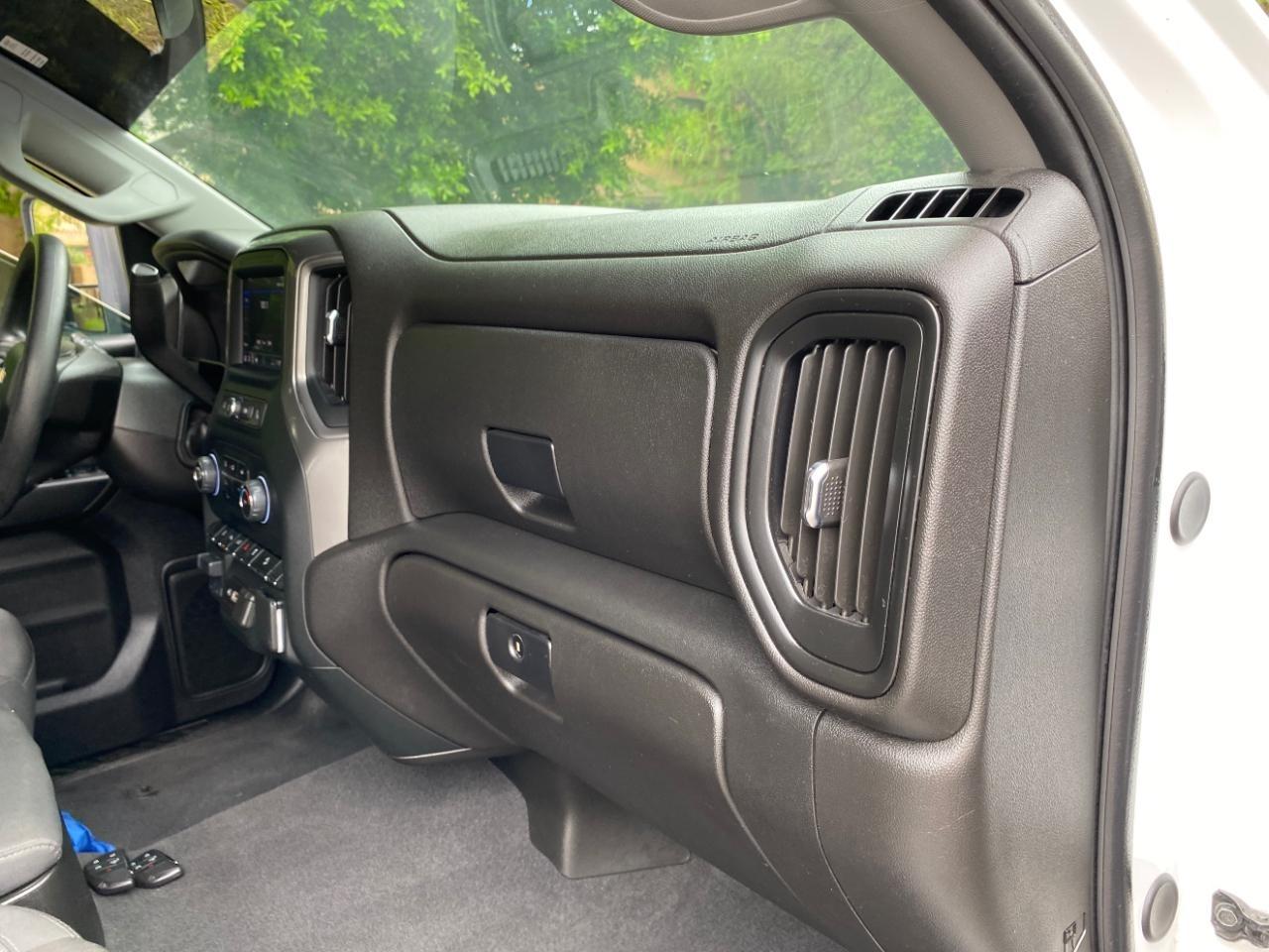 Chevrolet Silverado 2500HD Custom Crew Cab Long Box 4WD 2024