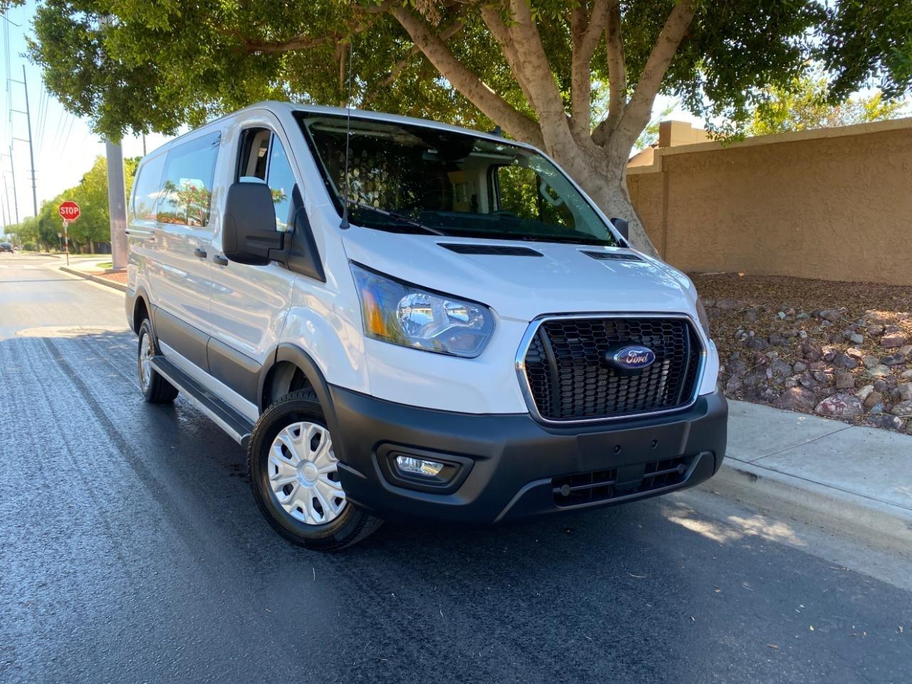 Ford Transit 250 Van 2025