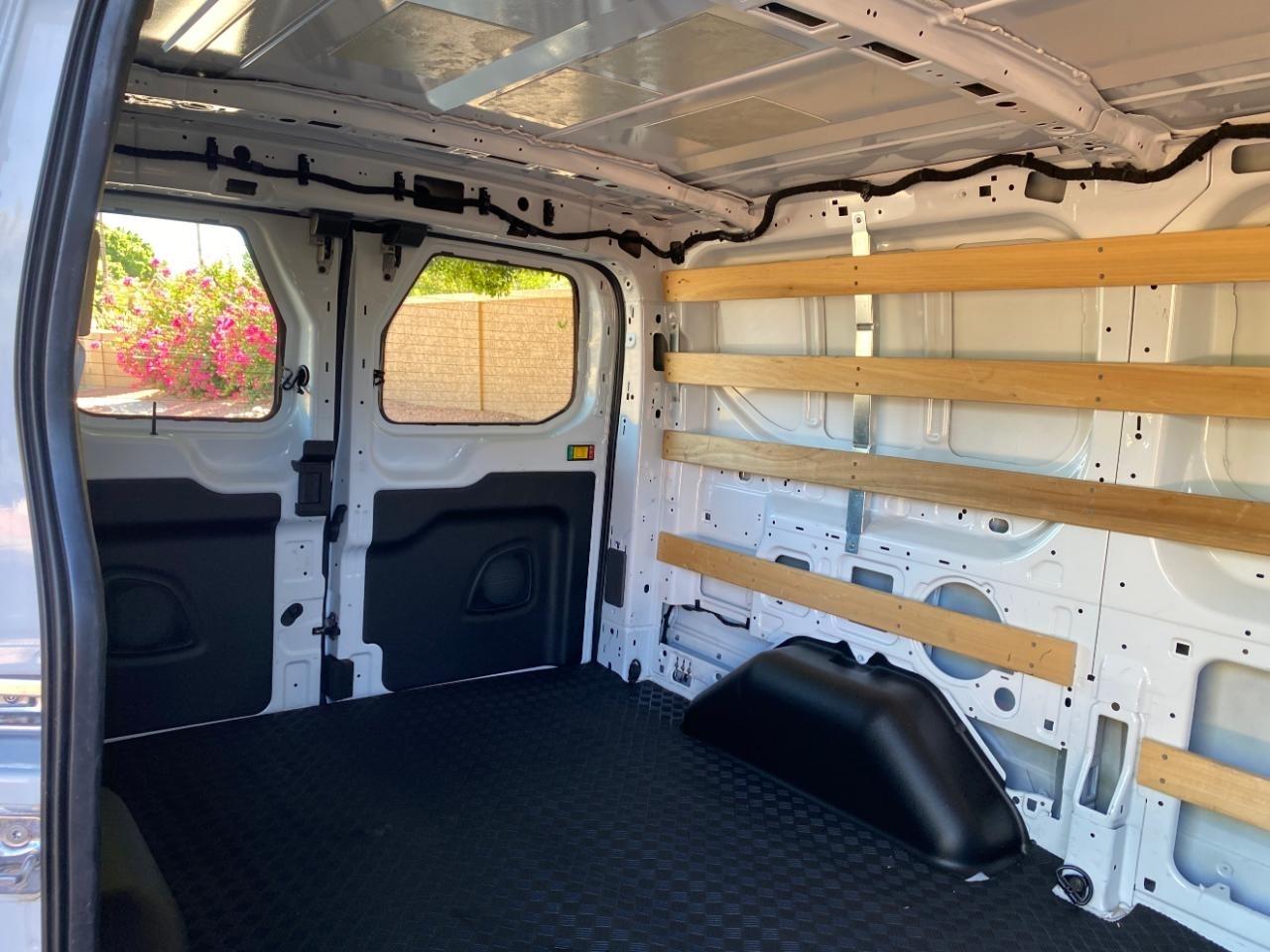 Ford Transit 250 Van 2025