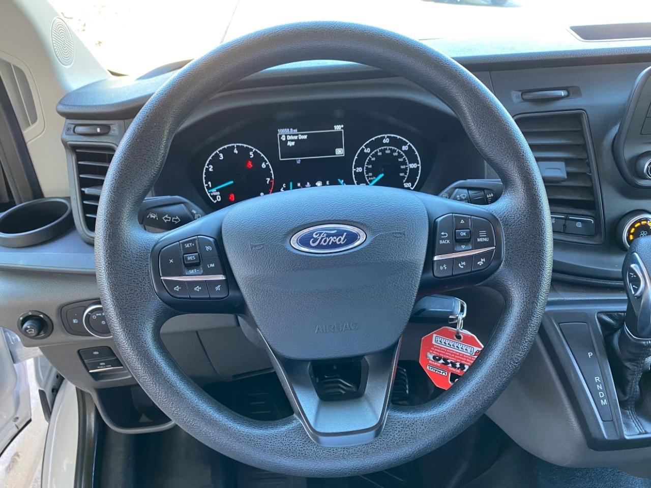 Ford Transit 250 Van 2025