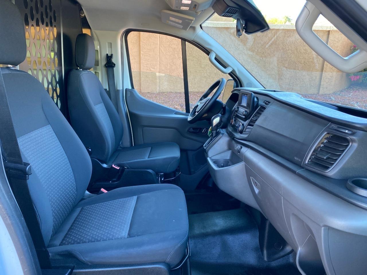 Ford Transit 250 Van 2025