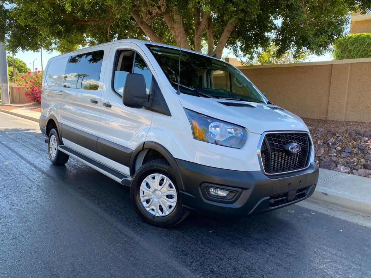 Ford Transit 250 Van 2025