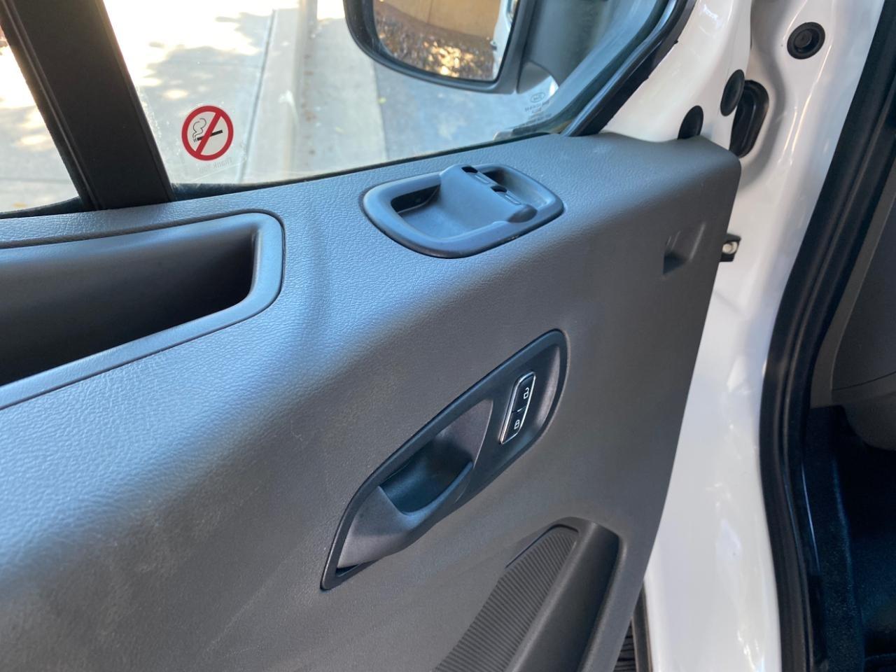 Ford Transit 250 Van 2025