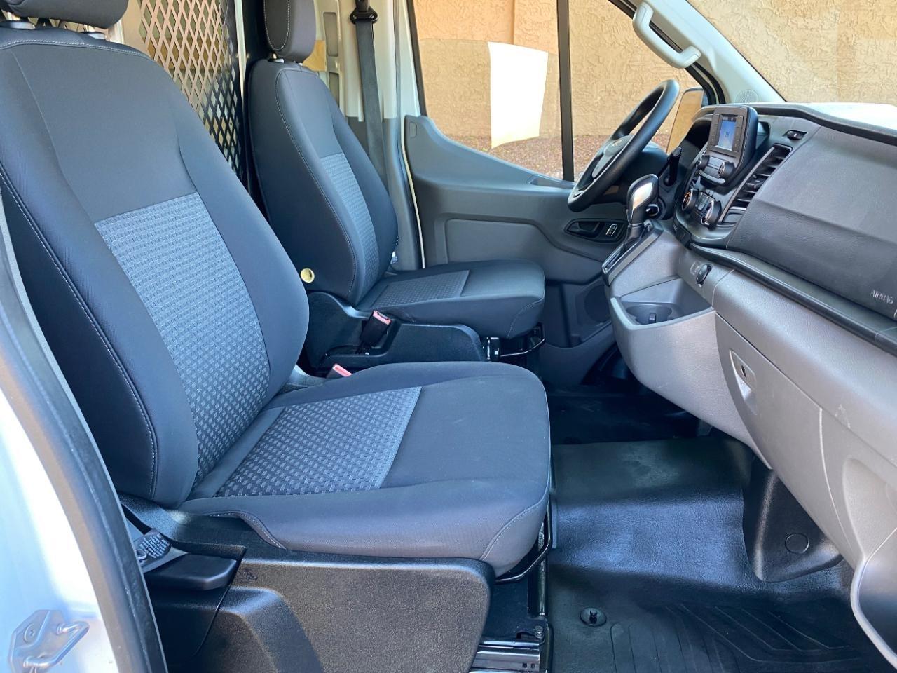 Ford Transit 250 Van 2025