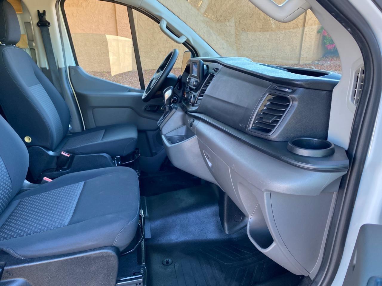 Ford Transit 250 Van 2025