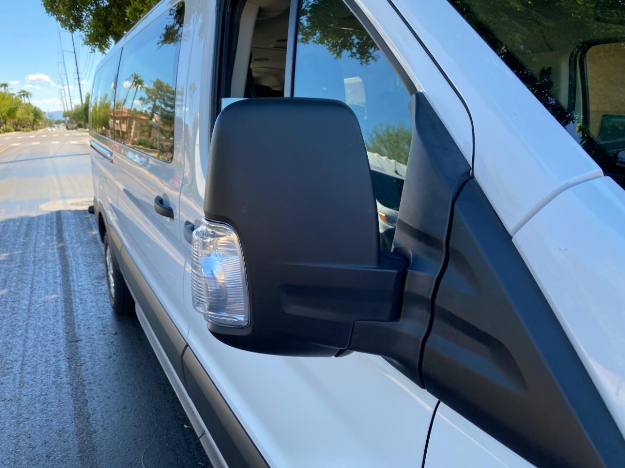 Ford Transit 350 Wagon Low Roof XLT w/Sliding Pass. 148-in. WB 2024