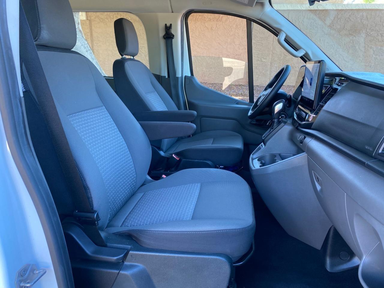 Ford Transit 350 Wagon Low Roof XLT w/Sliding Pass. 148-in. WB 2024