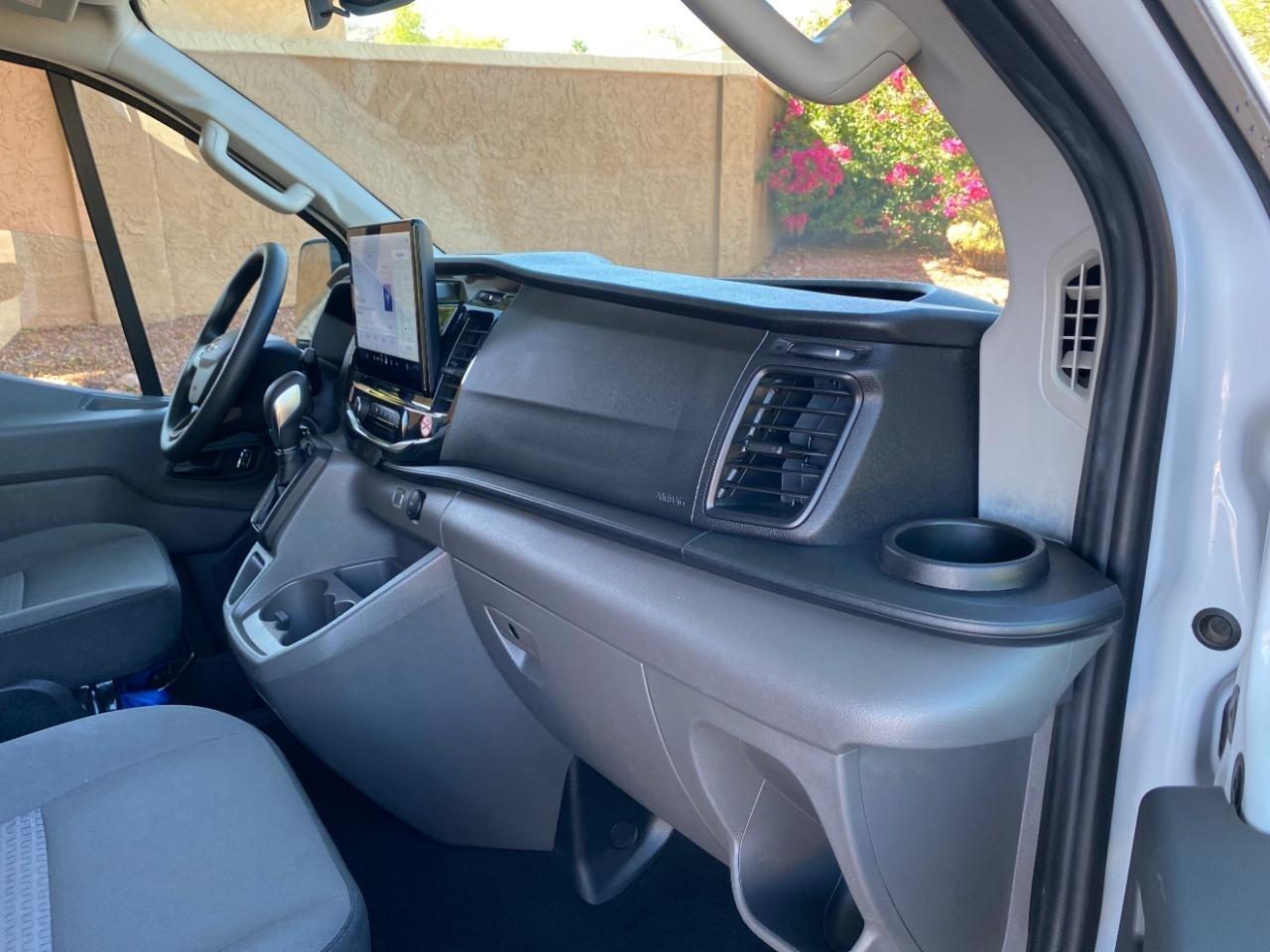 Ford Transit 350 Wagon Low Roof XLT w/Sliding Pass. 148-in. WB 2024