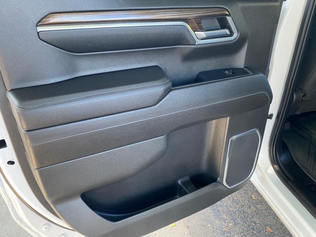 Chevrolet Silverado 1500 LT Crew Cab 4WD 2023