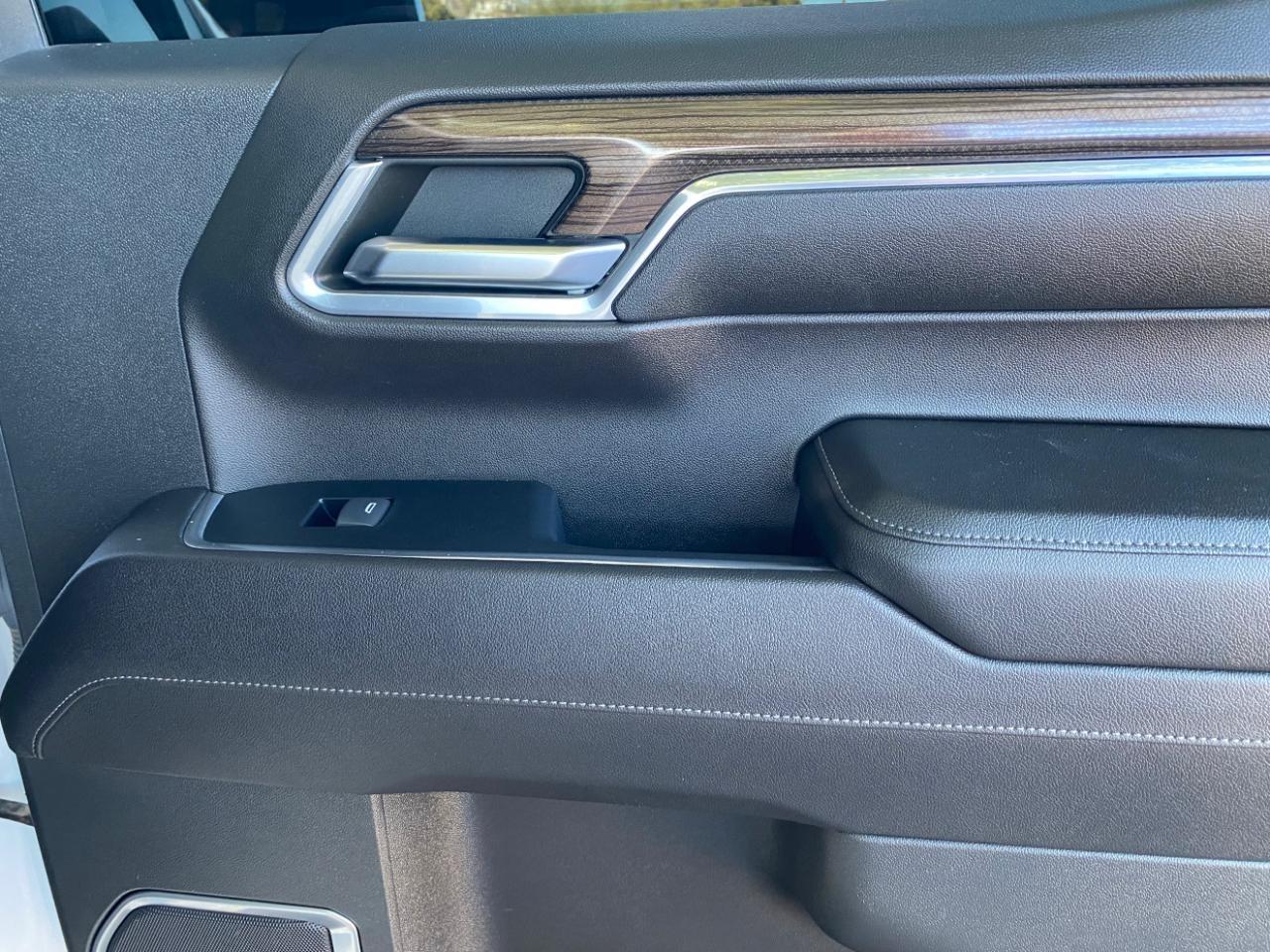 Chevrolet Silverado 1500 LT Crew Cab 4WD 2023