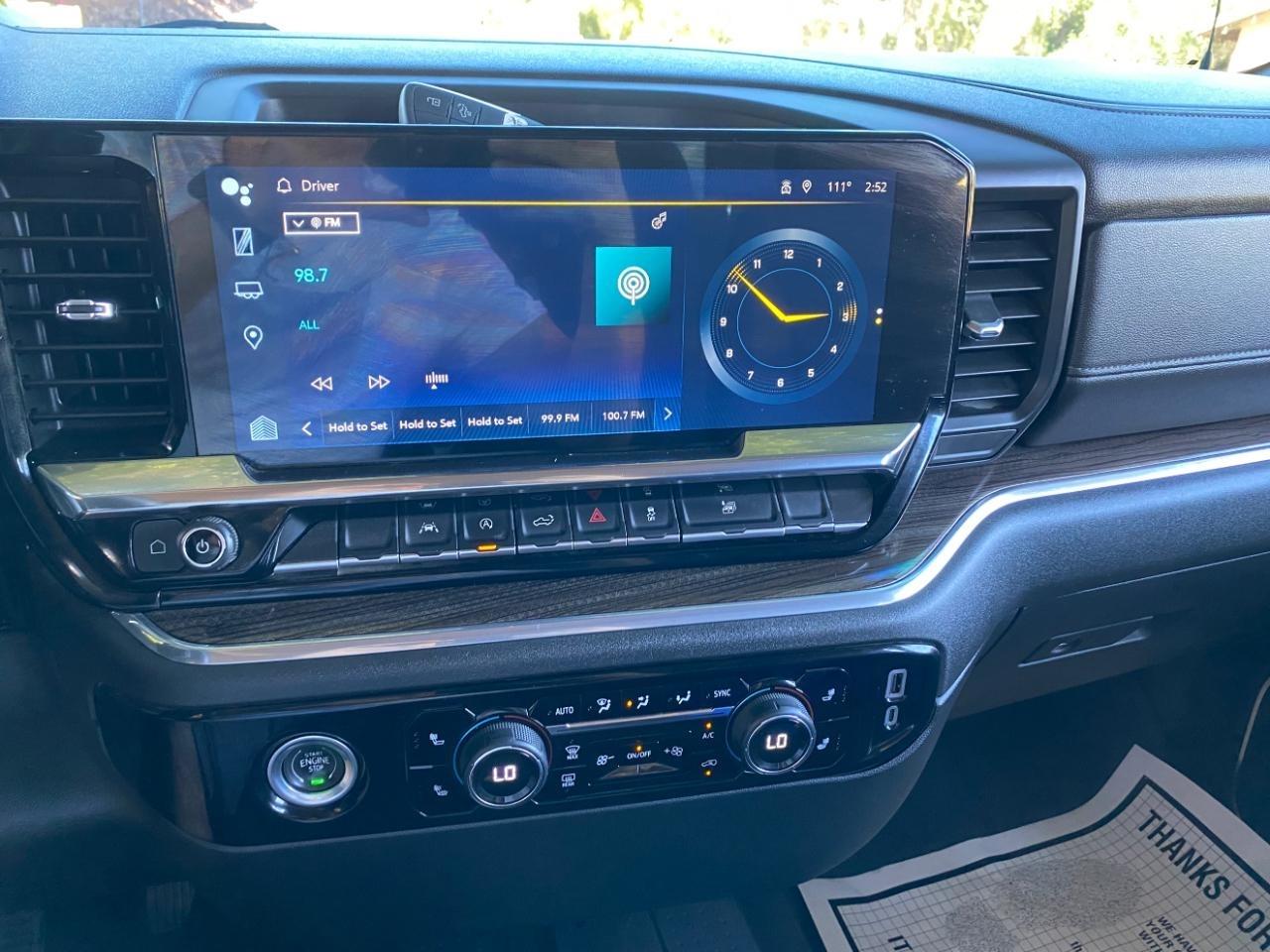 Chevrolet Silverado 1500 LT Crew Cab 4WD 2023