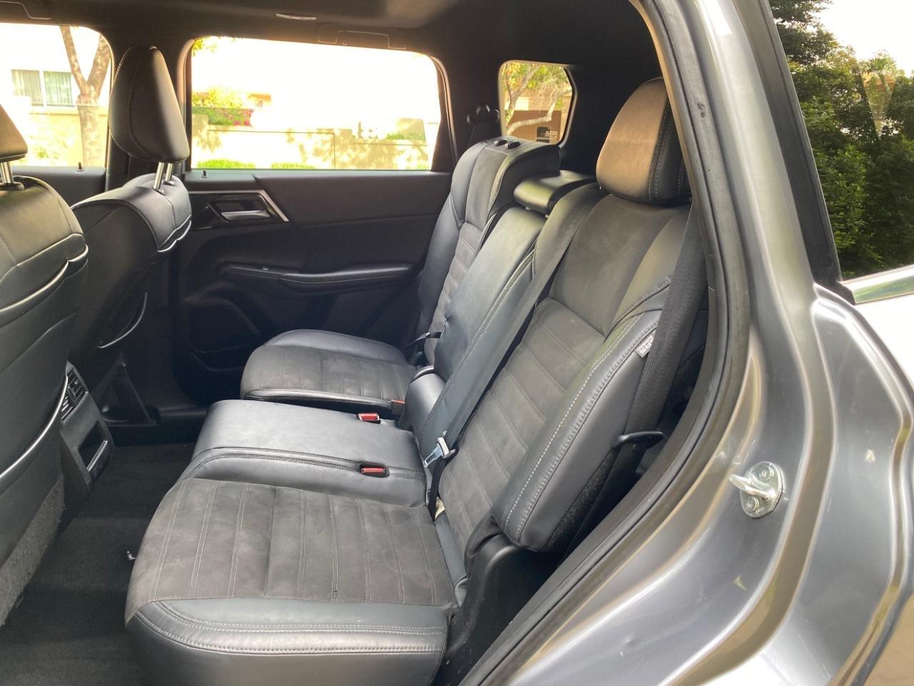 Mitsubishi Outlander SE 2WD 2022