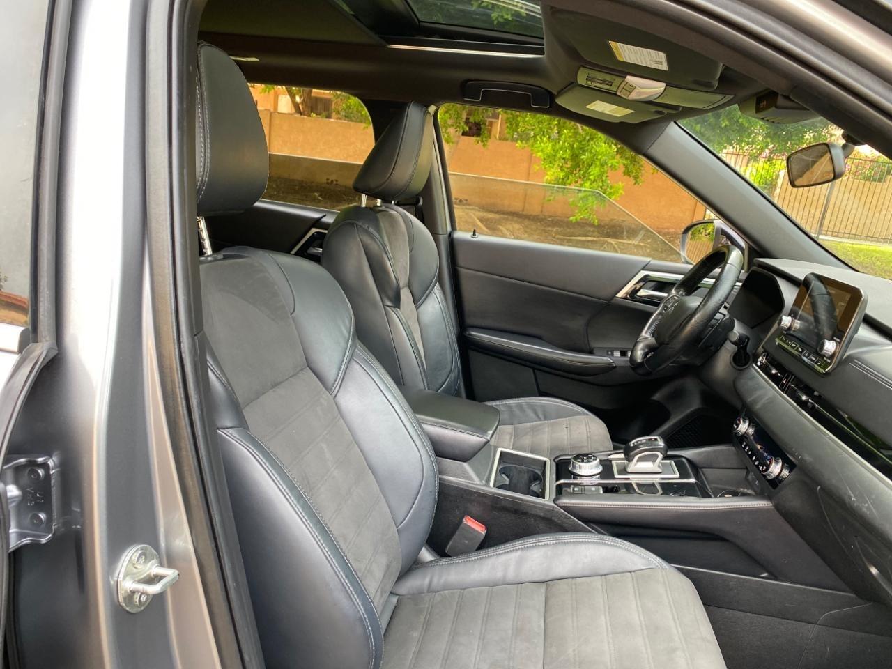 Mitsubishi Outlander SE 2WD 2022