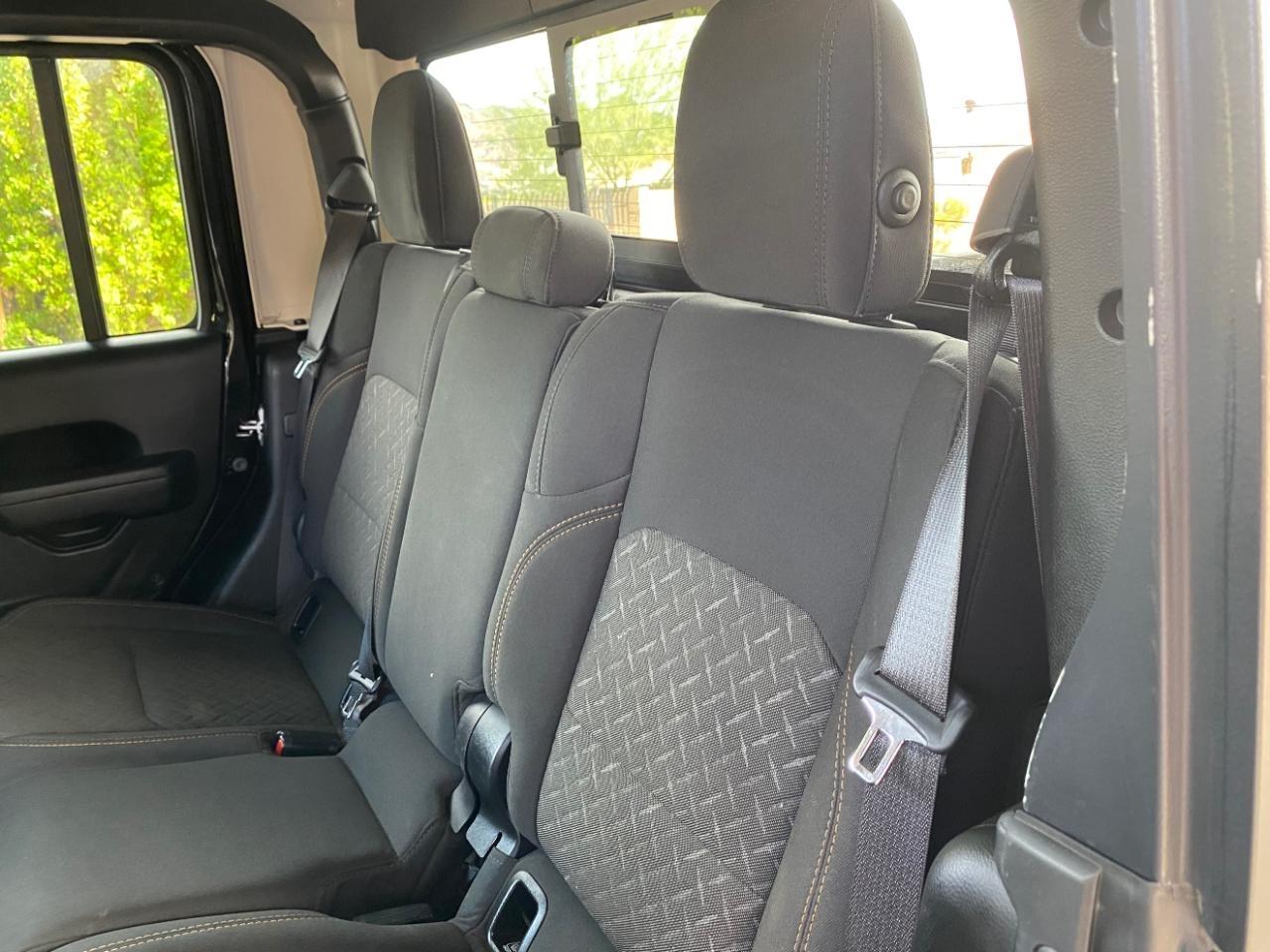 Jeep Gladiator Mojave 2026