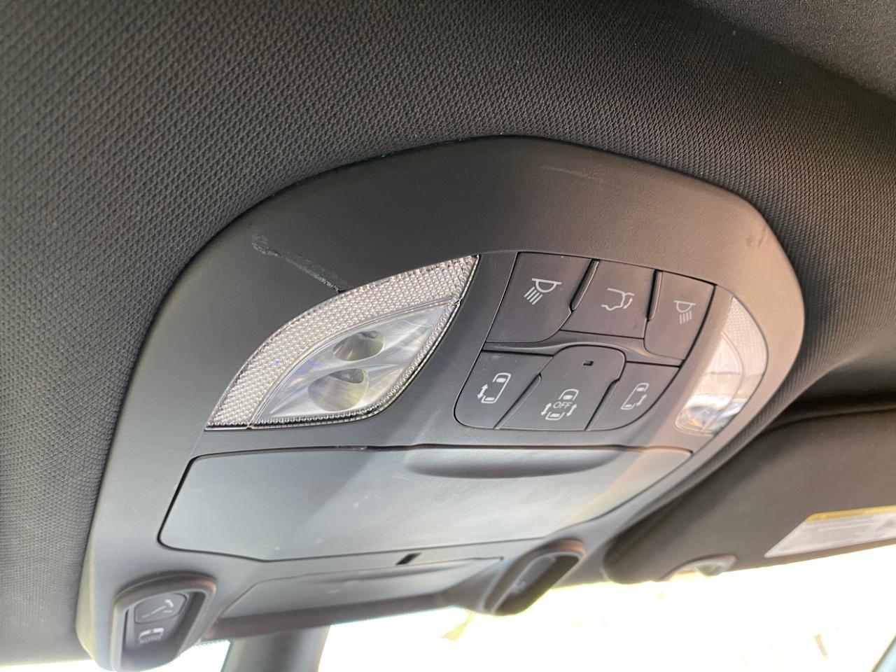 Chrysler Pacifica Limited 2025