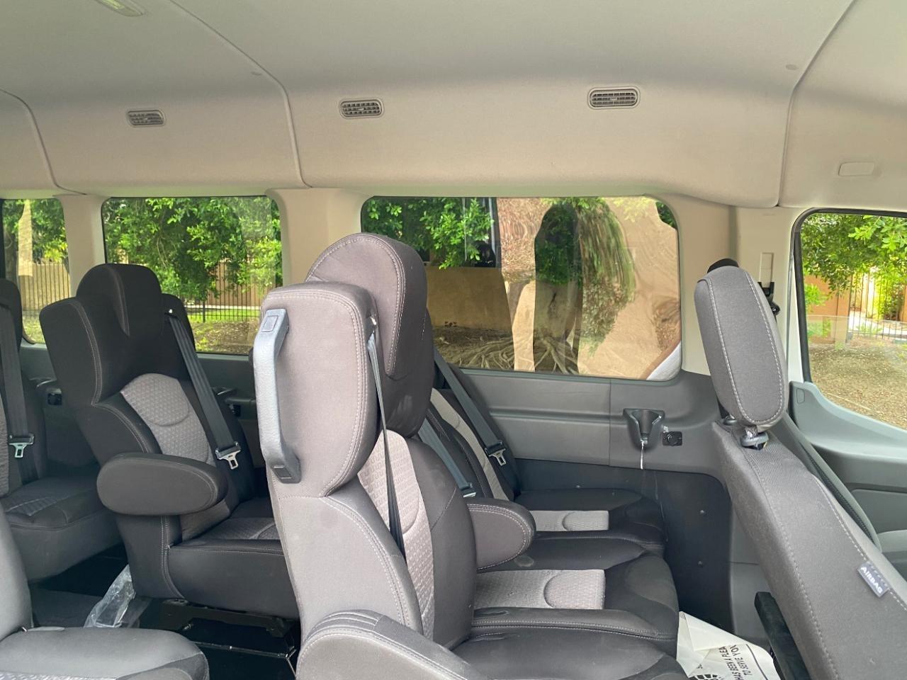 Ford Transit 350 Wagon Med. Roof XL w/Sliding Pass. 148-in. WB 2024