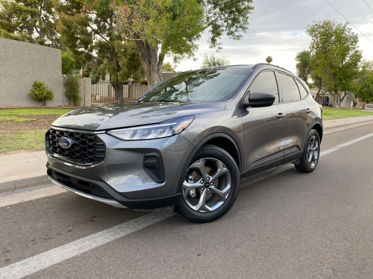 2025 Ford Escape ST-Line Hybrid