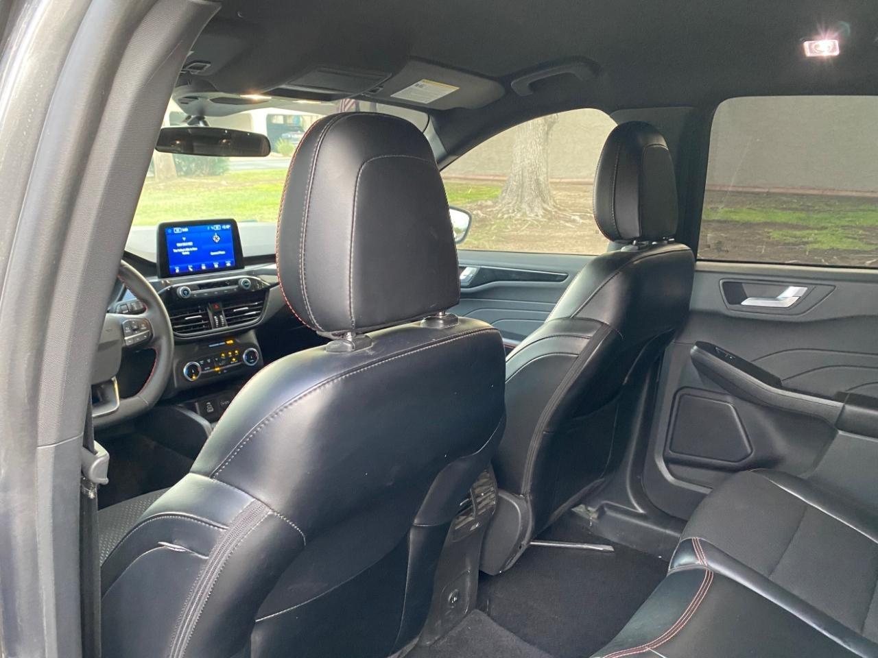 Ford Escape ST-Line Hybrid 2025