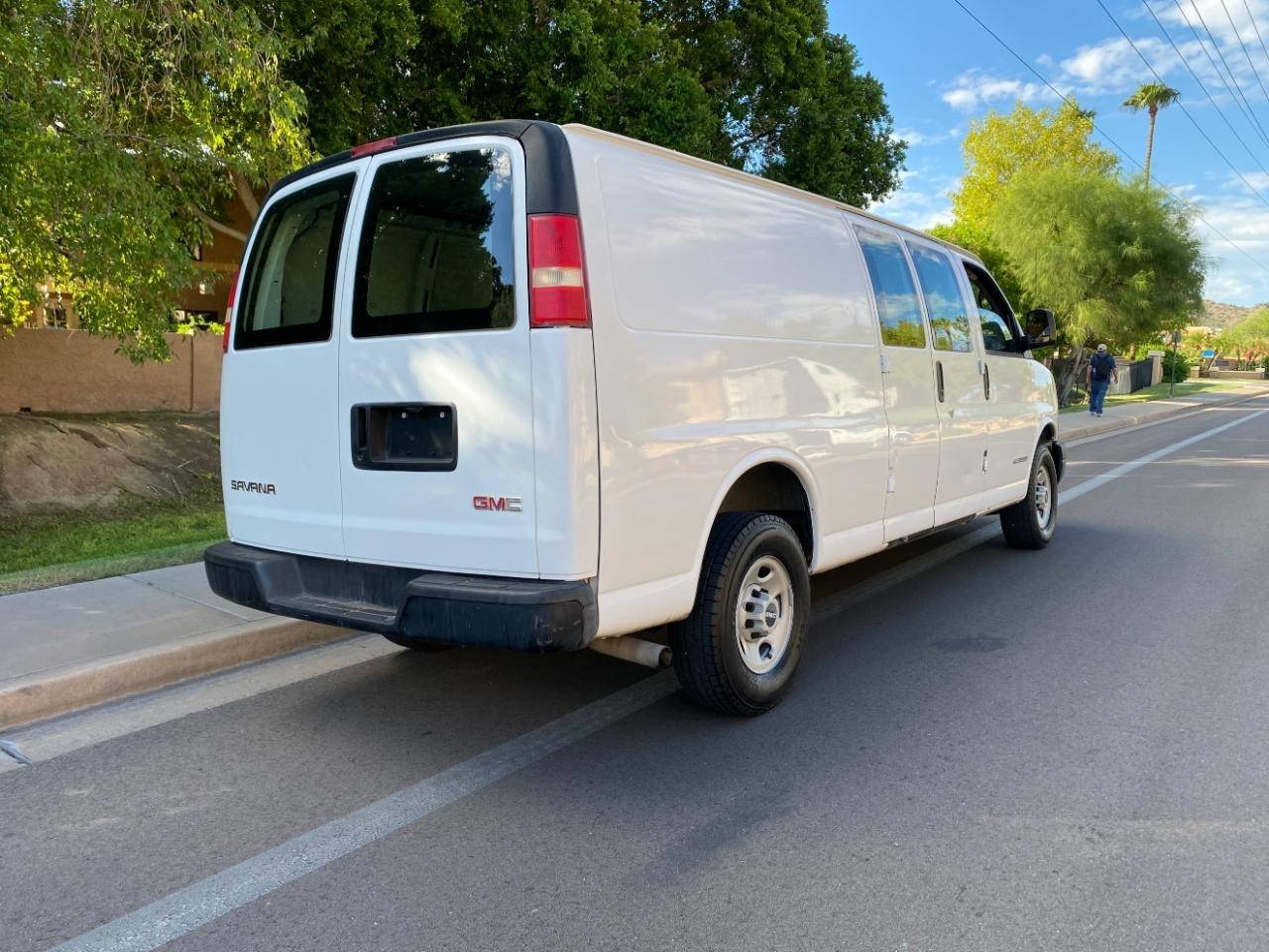 GMC Savana G2500 Extended Cargo 2006